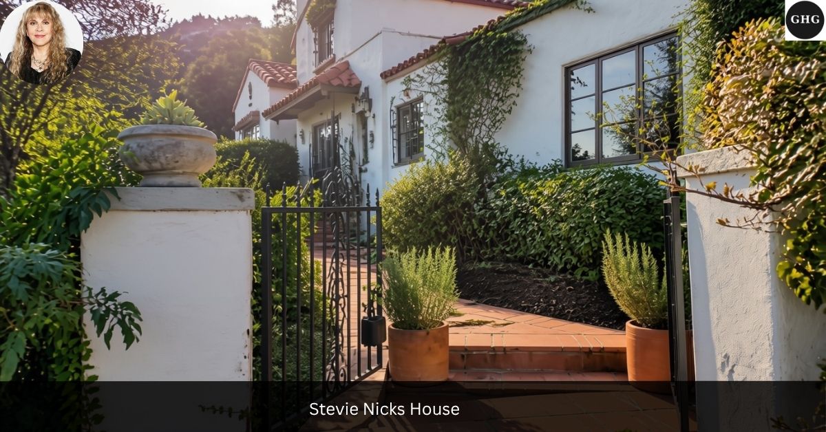 Stevie Nicks house — a 1930s Spanish Colonial style home in Pacific Palisades, California